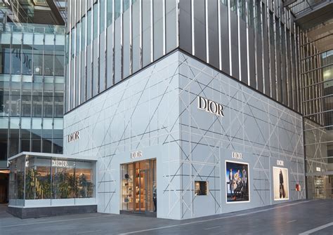 dior boutique in kuala lumpur.